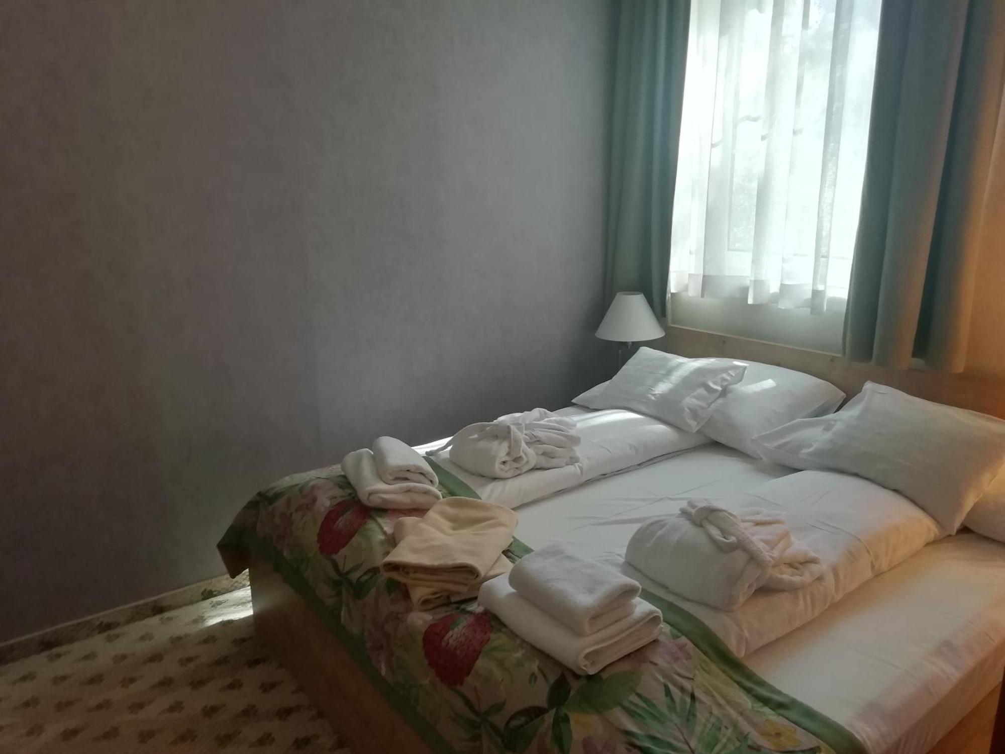 Batthyany Kuria Hotell Zalacsány Eksteriør bilde