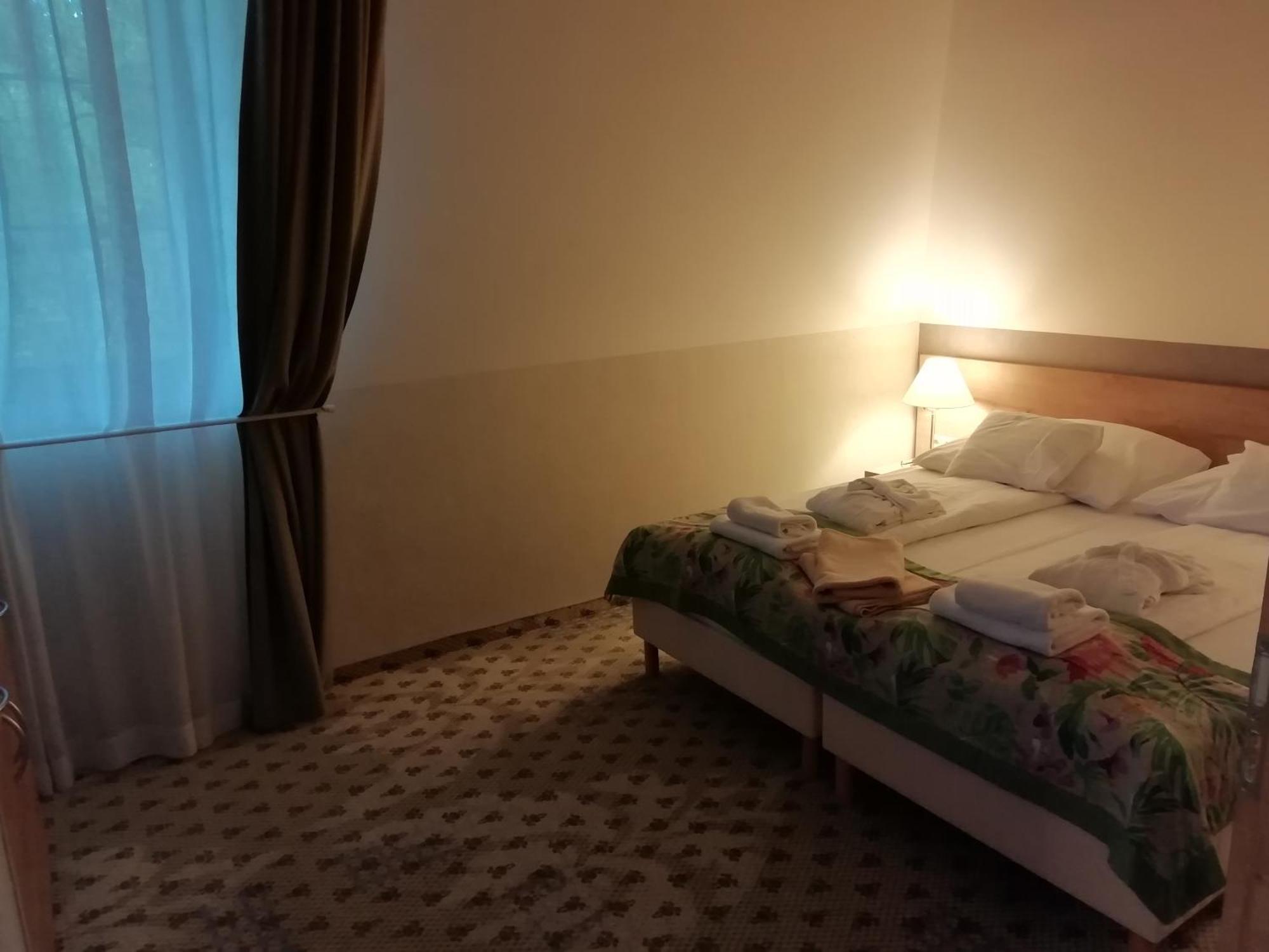 Batthyany Kuria Hotell Zalacsány Eksteriør bilde