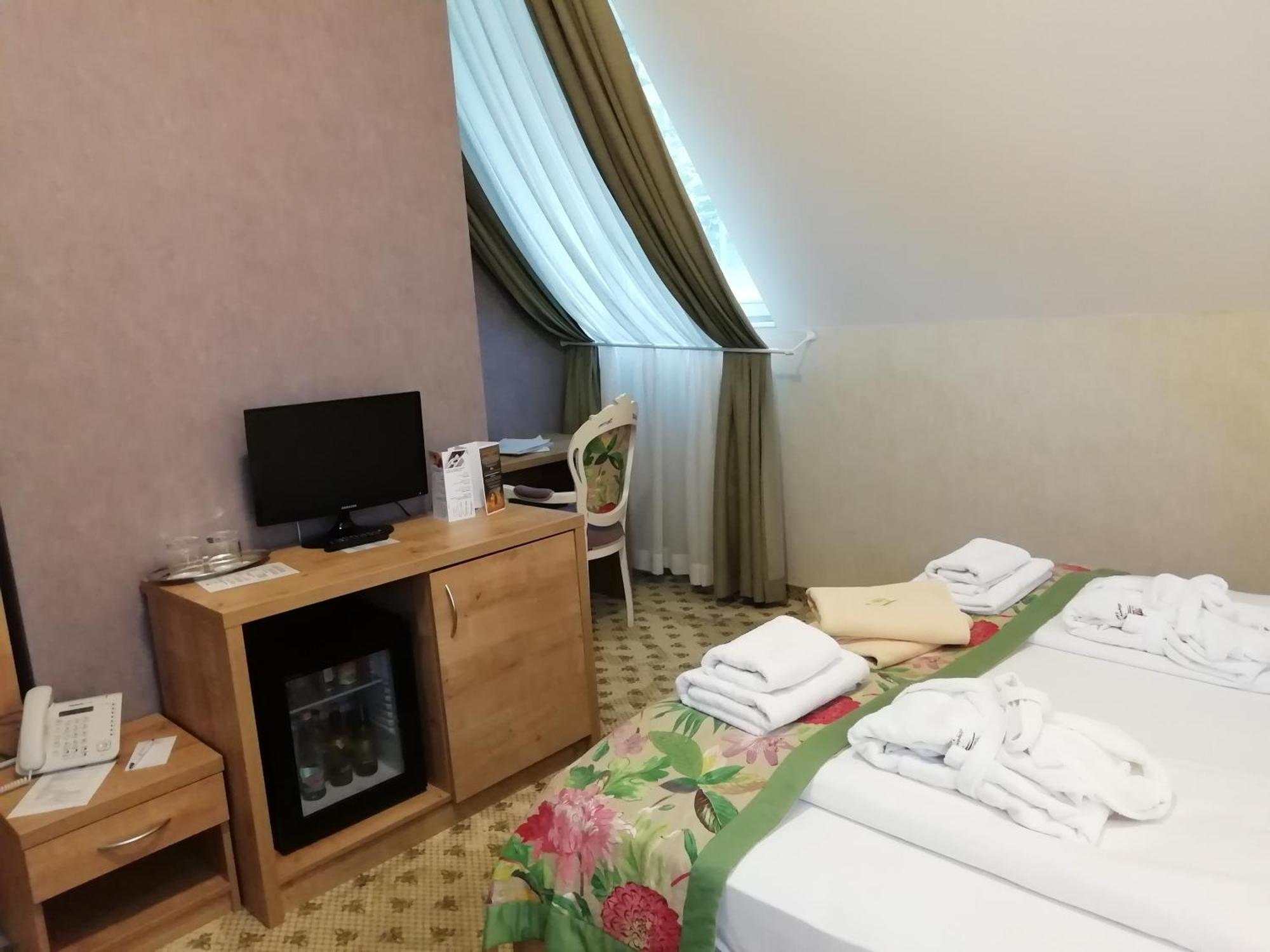 Batthyany Kuria Hotell Zalacsány Eksteriør bilde