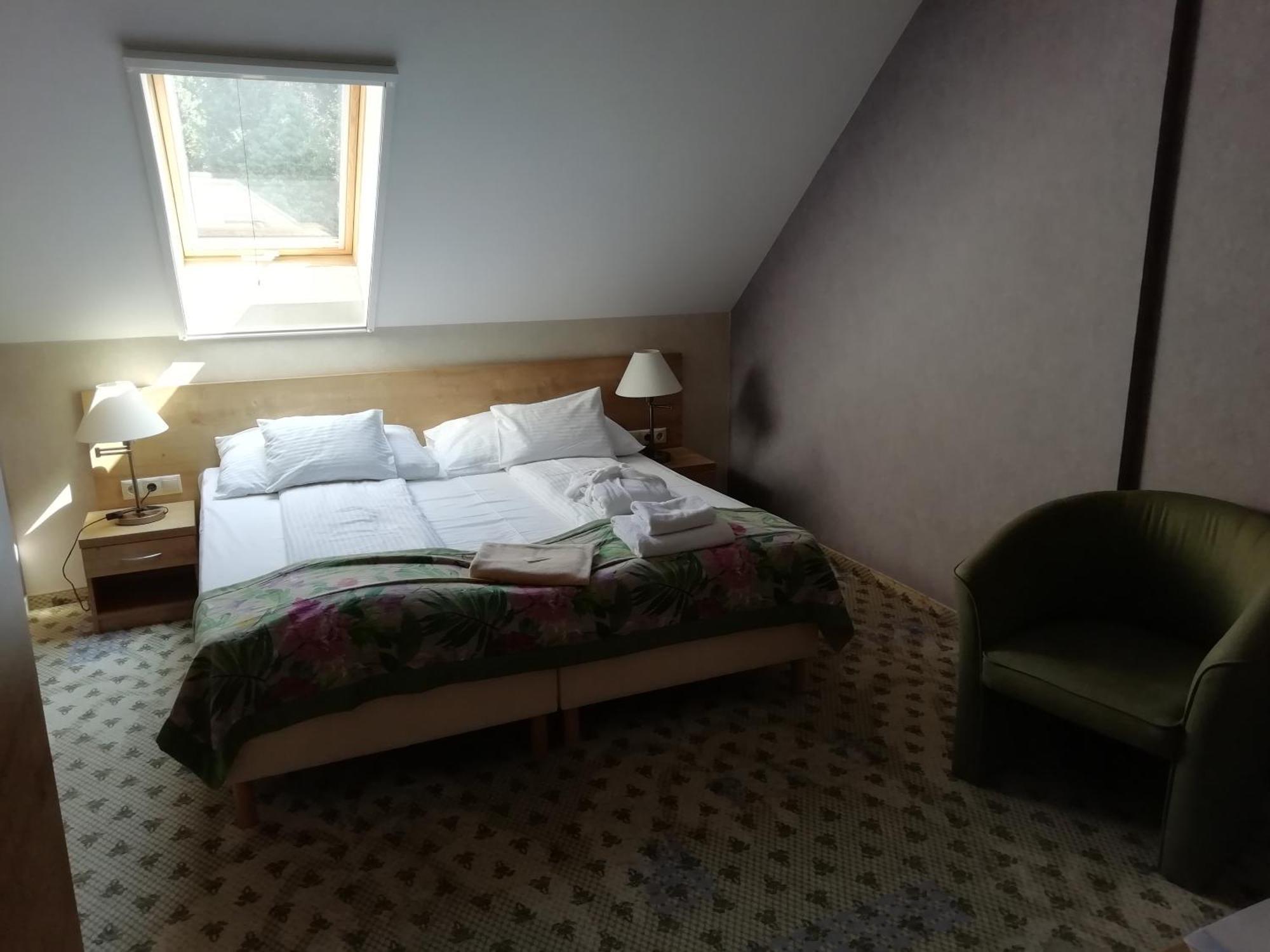 Batthyany Kuria Hotell Zalacsány Eksteriør bilde